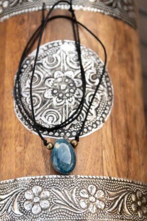 Hippie Halskette mit Apatit blau